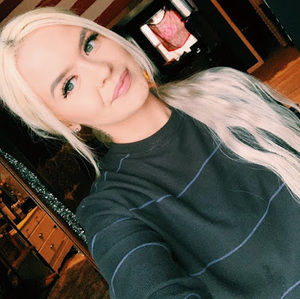 Meet your Posher, Cortney